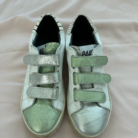 P448 Shoes - Woman’s P448 Velcro sneaker 8/38